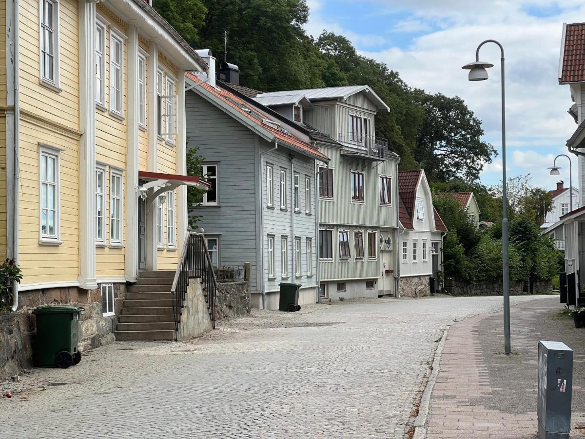 Fint, Gratis Parkering, Med 20 Min Till Goeteborg C Kungalv Exterior photo